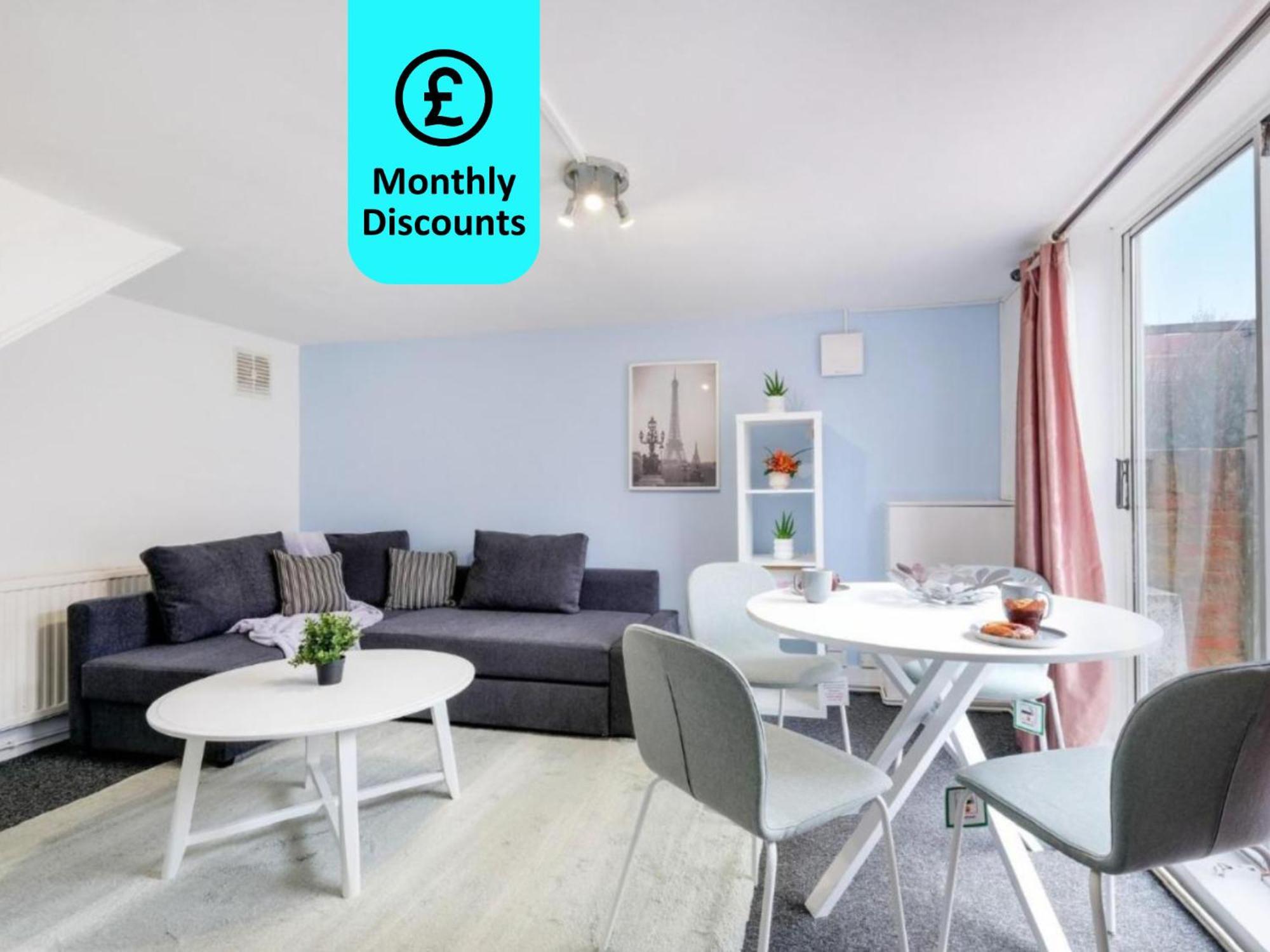 Chic 1Br House In Hounslow - 12 Mins From Heathrow Airport Apartman Feltham Kültér fotó